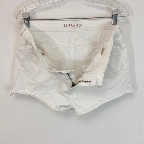 J Brand White Mid-Rise Cut-Off Denim Shorts - Picture 4 of 10